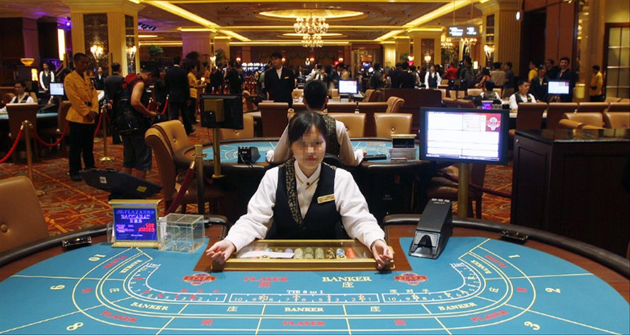 Học Cách Chia Bài Trong Casino - Khám Phá Nghệ Thuật và Chiến Lược Đằng Sau